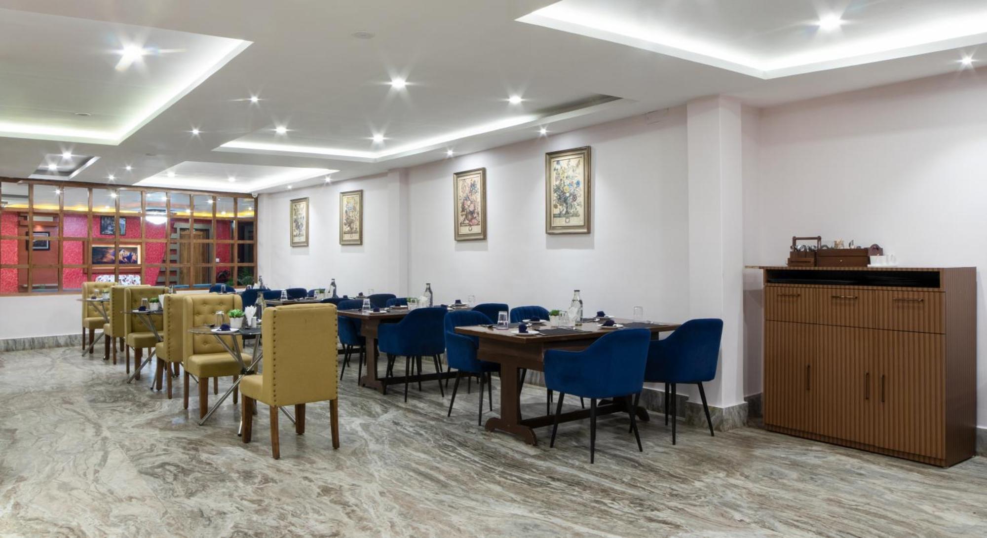 Mount Queens Hill Resort & Spa Mirik Exterior photo
